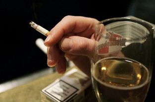 Alcohol and smoking are the causes of the activation of the human papilloma virus